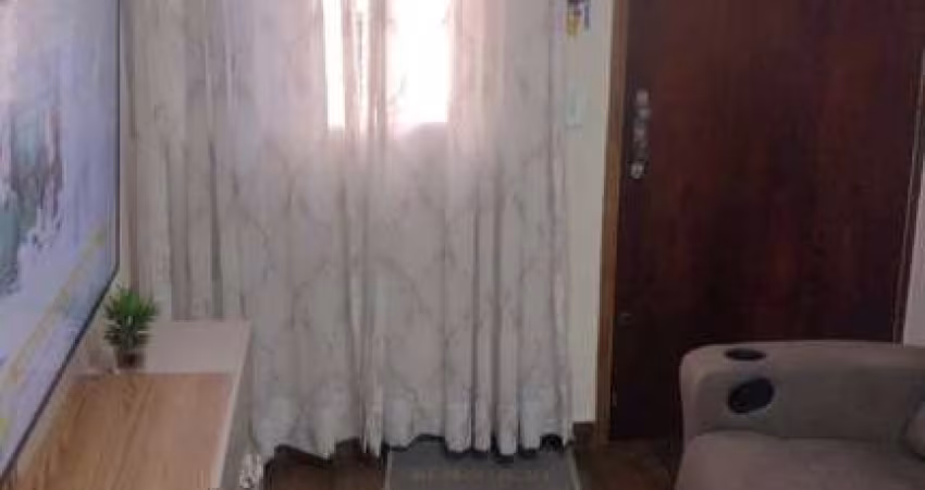 Apartamento Médio Reformado na Cohab 1