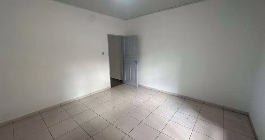 Casa independente com 2 dormitórios