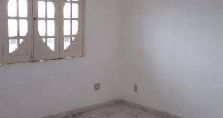 Casa espaçosa com otima localização