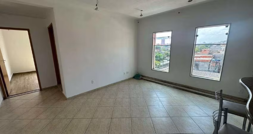 Apartamento para Alugar – Ótima Localização com Quintal!