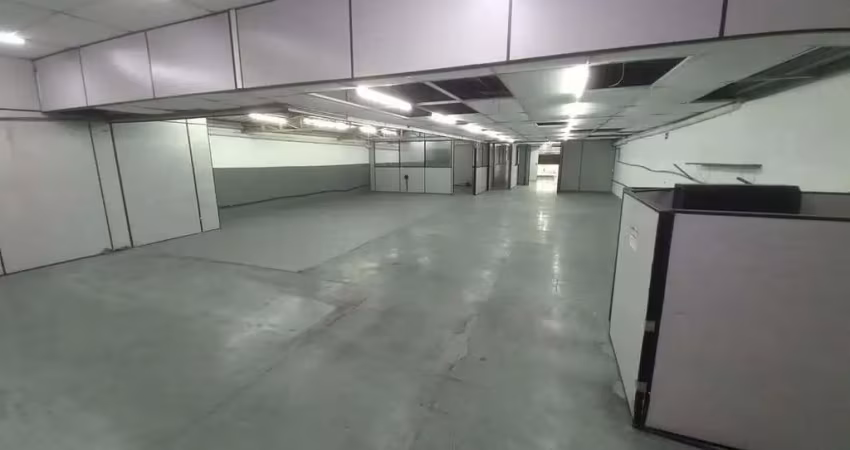 Galpão/prédio comercial na vila prudente, com infraestrutura completa!
