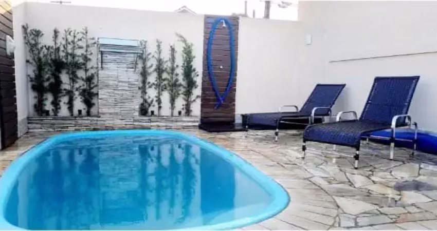 Casa com 3 quartos à venda na Rua Varnhagem, Nova Rússia, Ponta Grossa
