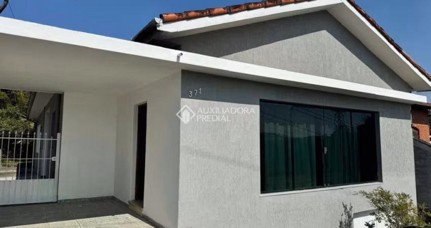 Casa com 3 quartos à venda na Doutor Jorge Tibiriçá, 371, Centro Alto, Ribeirão Pires