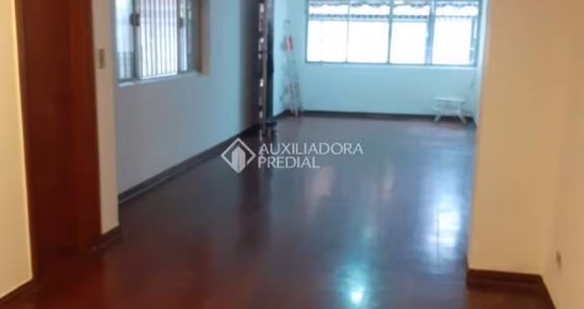 Casa com 4 quartos para alugar na Rua Nereu Ramos, 160, Planalto Paulista, São Paulo