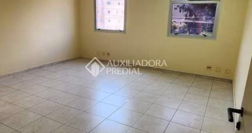 Sala comercial para alugar na Rua Costa Barros, 2200, Sítio Pinheirinho, São Paulo