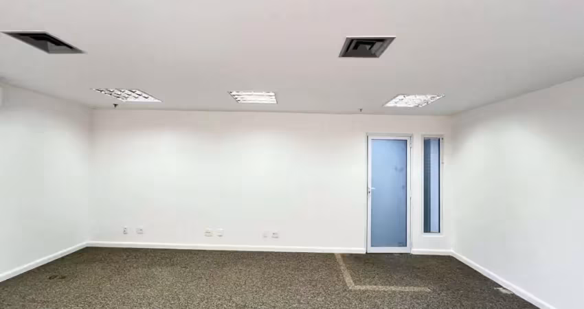 Sala comercial para alugar na Rua Vieira de Morais, 420, Campo Belo, São Paulo