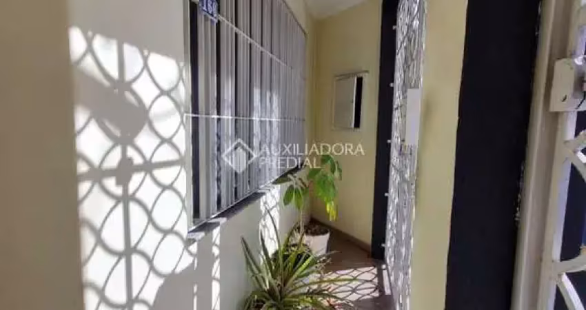 Casa com 1 quarto para alugar na Rua Gonzaga, 168, Osvaldo Cruz, São Caetano do Sul