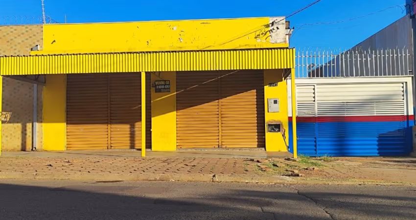Excelente Ponto Comercial atrás do Posto de Sáude dp Universitário.