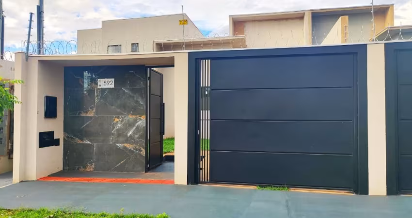 Casa Nova com  1 suíte mais1 quarto- Impecável