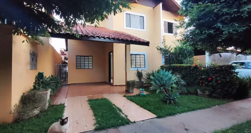 Casa de 3 quartos em condomínio