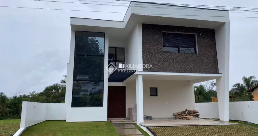 Casa em condomínio fechado com 3 quartos à venda na Rua do Lamim, 2222, Canasvieiras, Florianópolis