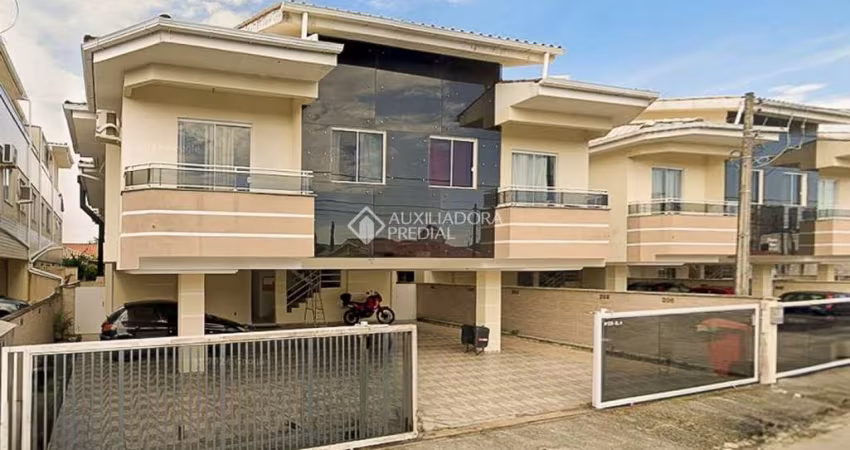 Apartamento com 3 quartos à venda na Rua Paulina Marques dos Santos, 228, Ingleses do Rio Vermelho, Florianópolis