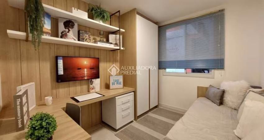 Apartamento com 2 quartos à venda na Rua Valtelino Leal Demétrio, 50, Sertão do Maruim, São José