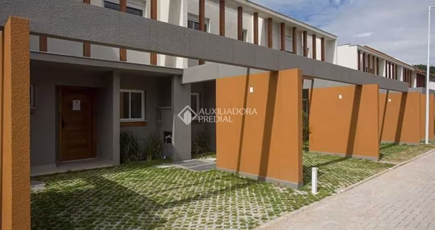 Casa em condomínio fechado com 3 quartos à venda na Rua Sagrado Coração de Jesus, 811, Morro das Pedras, Florianópolis