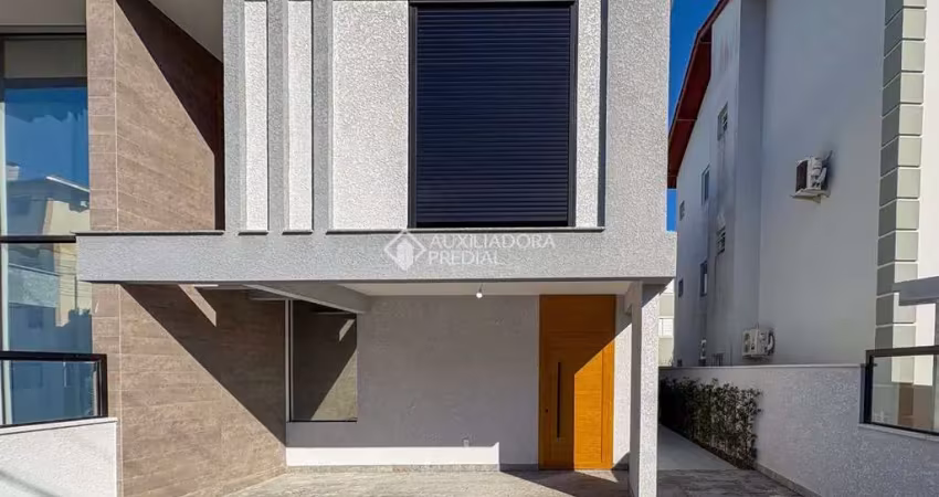 Casa com 3 quartos à venda na Rua Maria Tomasia Cabral, 106, Ingleses do Rio Vermelho, Florianópolis