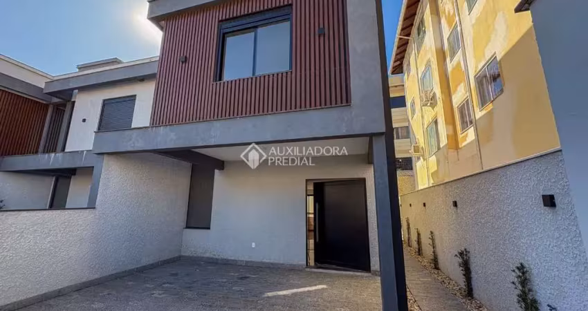 Casa com 3 quartos à venda na Rua Maria Tomasia Cabral, 103, Ingleses do Rio Vermelho, Florianópolis