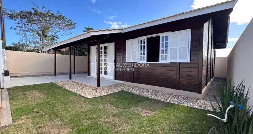 Casa com 2 quartos à venda na Servidão Acelino Epifânio dos Santos, 313, São João do Rio Vermelho, Florianópolis