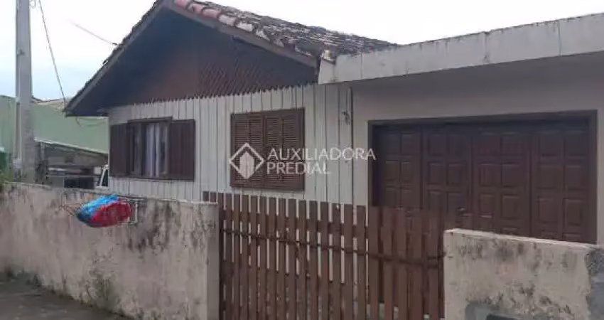 Casa com 4 quartos à venda na Adelino Francisco Pereira, 54, Vila Nova Alvorada, Imbituba