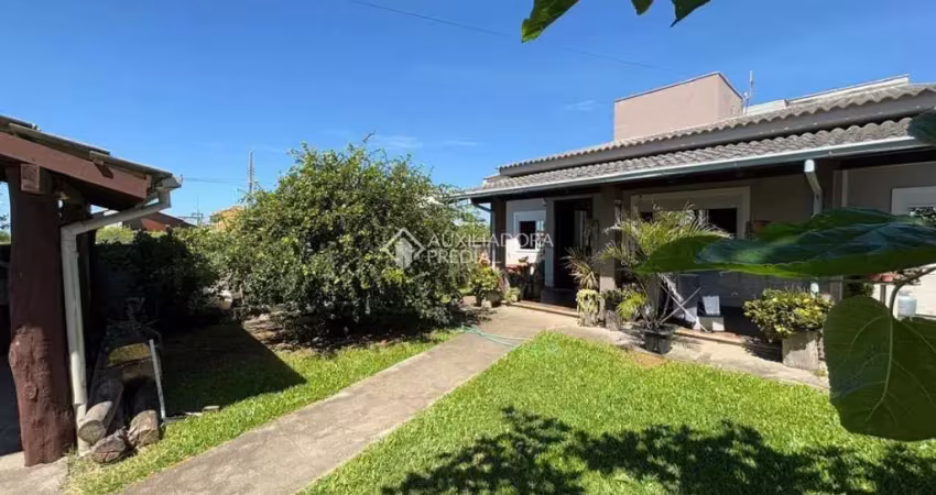 Casa com 2 quartos à venda na Dos Bandeirantes, 1, Itapiruba, Imbituba