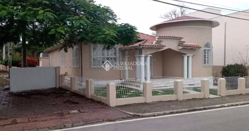 Casa com 4 quartos à venda na Antônio Bittencourt Capanema, 858, 98541, Centro, Imaruí