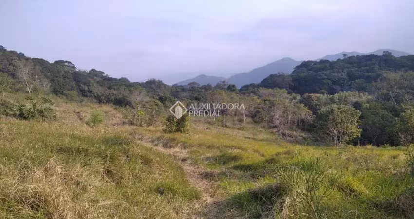 Terreno à venda na João Leandro Gregório, 41, Ressacada, Garopaba