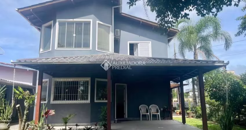 Casa com 3 quartos à venda na Jose Quintino Correa, 276, Alto Arroio, Imbituba