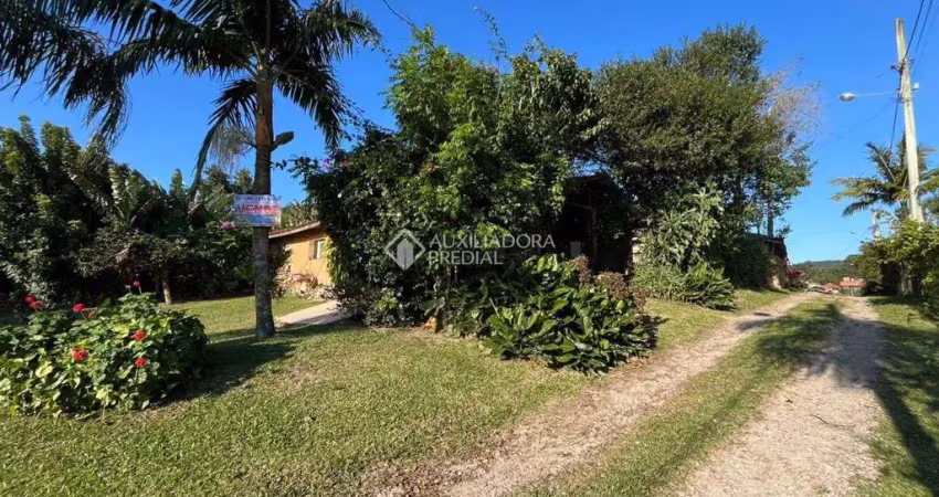 Casa com 4 quartos à venda na Geral de Ibiraquera, s/n, 554, Ibiraquera, Imbituba