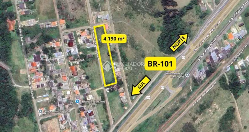 Terreno à venda na Santilino Pedro de Mello, 1, Guaiuba, Imbituba