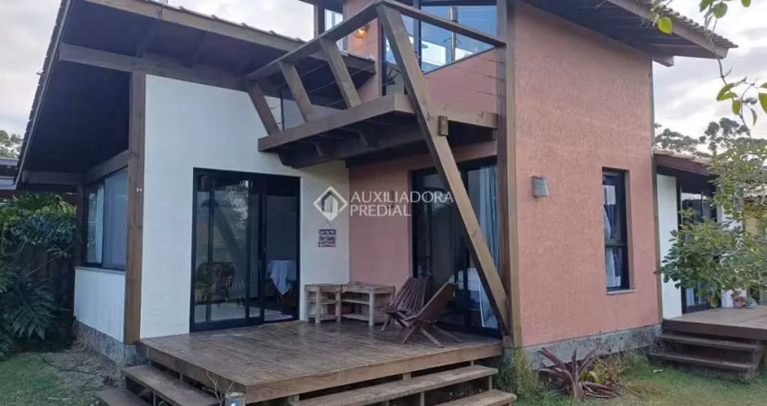 Casa com 3 quartos à venda na Rua Mãe Da Providência, 2210, Arroio Rosa, Imbituba