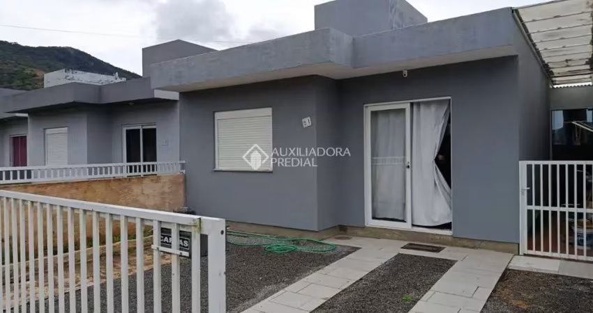 Casa com 2 quartos à venda na Servidão Nicolau Fernandes De Souza, 21, Areais da Palhocinha, Garopaba
