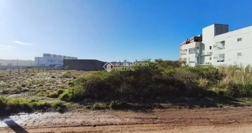 Terreno à venda na Aristides Balsini Francalaci, 802, Village, Imbituba