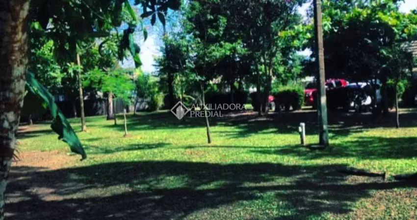 Terreno à venda na Clemente Bernardino Machado, 295, Grama, Garopaba