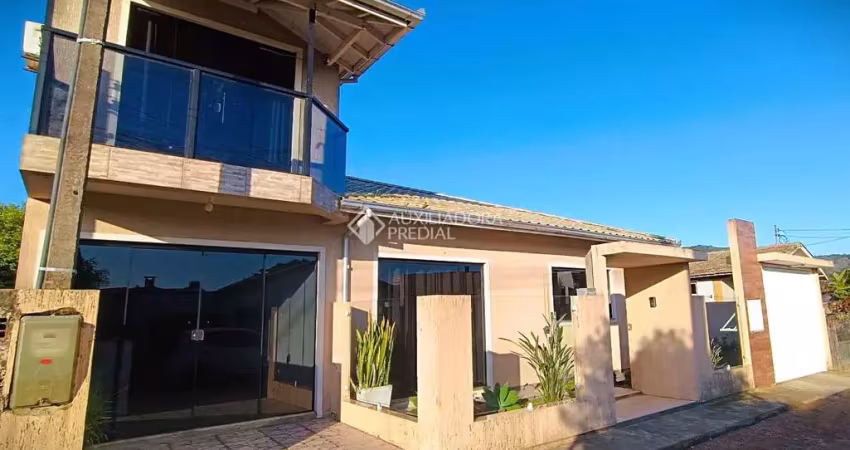 Casa com 3 quartos à venda na Valentin Silva, 123, Povoado de Nova Brasília, Imbituba
