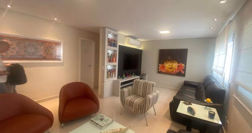Apartamento tipo para venda com 3 quartos, sendo 3 suítes, 195m²
