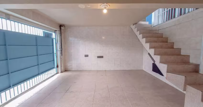 Sobrado para venda com 2 quartos, 136m²
