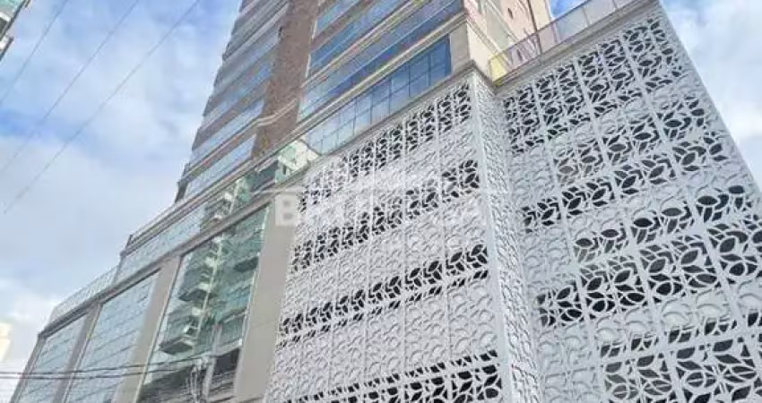 Apartamento com 3 quartos à venda na Rua 250, 496, Meia Praia, Itapema