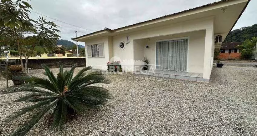 Casa com excelente localização - terreno ideal para estabelecimento comercial
