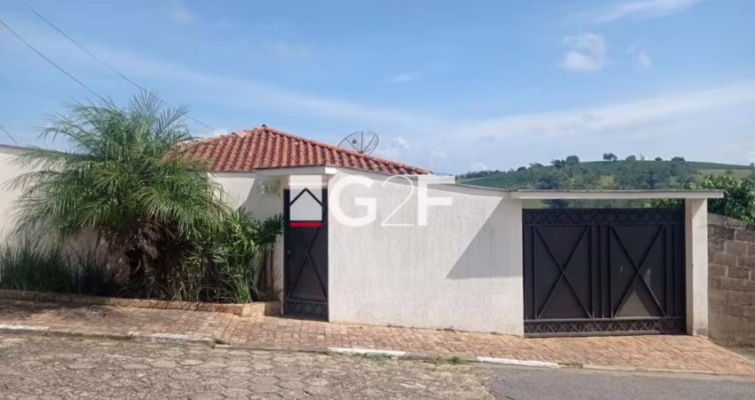 Casa com 3 quartos à venda na Rua Geraldo Braz, 115, Centro, Ouro Fino