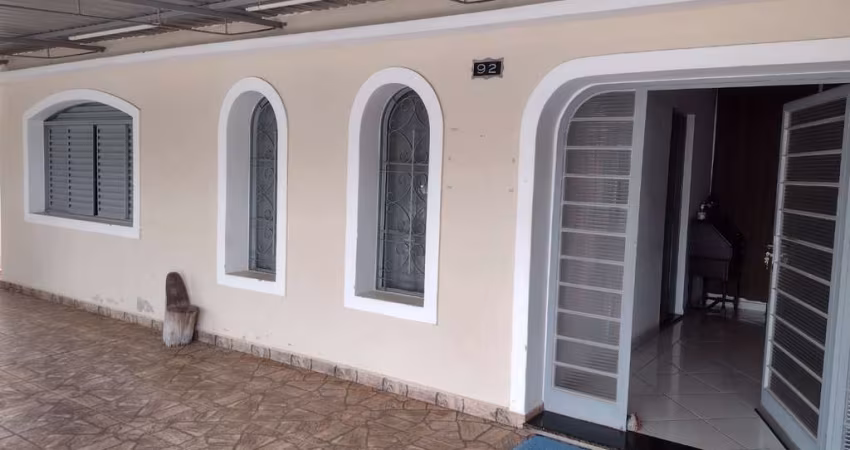Casa comercial à venda na Rua Dom Pedro I, 92, Vila Bressani, Paulínia