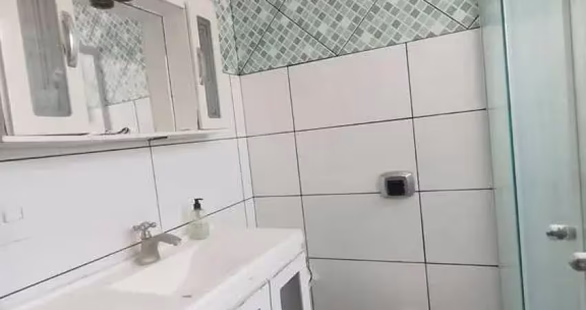 EXCELENTE CASA COM EDÍCULA NA CIDADE OCEAN