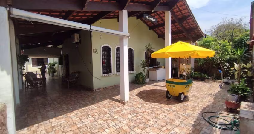 CASA ISOLADA COM 2 DORMITÓRIOS - CAIÇARA - PRAIA GRANDE