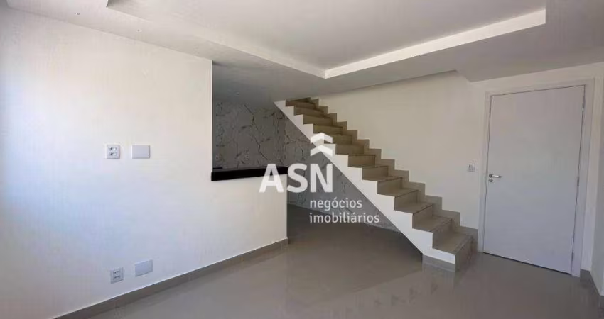 Cobertura duplex com 2 dormitórios à venda, 105 m² por R$ 620.000 - Costazul - Rio das Ostras/RJ