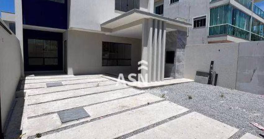 Casa Duplex com 3 dormitórios à venda, 140 m² por R$ 820.000 - Costazul - Rio das Ostras/RJ