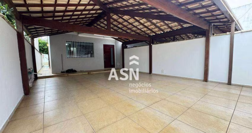 Casa à venda, 268 m² por R$ 590.000,00 - Recreio - Rio das Ostras/RJ