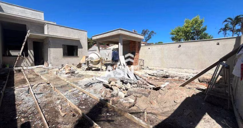 Casa com 3 dormitórios à venda, 117 m² por R$ 850.000,00 - Boca da Barra - Rio das Ostras/RJ