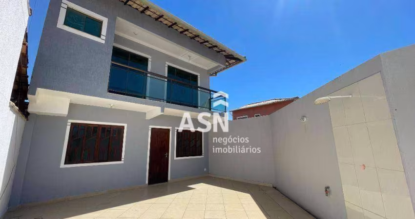 Casa duplex com 2 suítes para alugar, 80 m² por R$ 2.150/mês - Village Rio das Ostras - Rio das Ostras/RJ