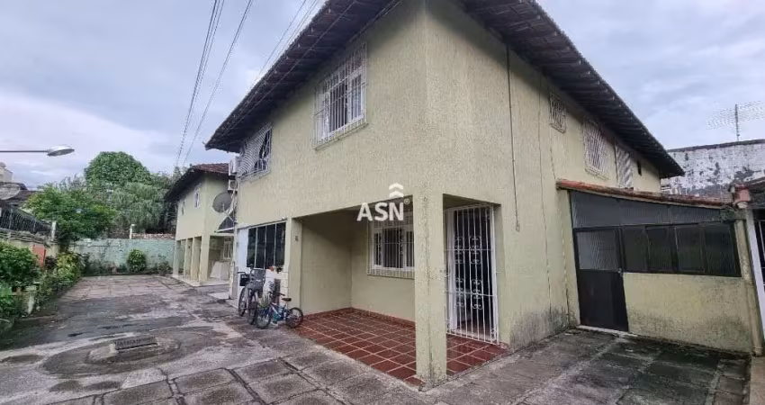 Casa com 2 quartos à venda no Centro, Rio das Ostras 