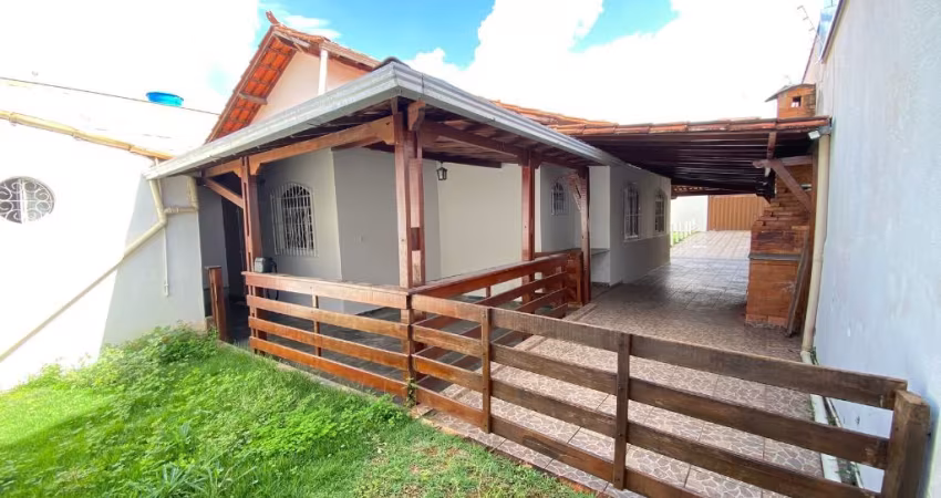 Casa de 3 Quartos a Venda no Bairro Canaã