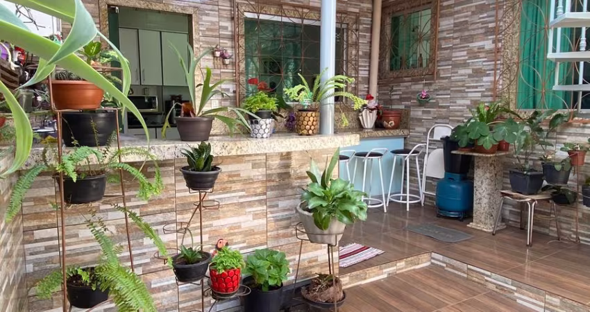 Casa em Condomínio de 2 Quartos a Venda no Bairro Santa Mônica