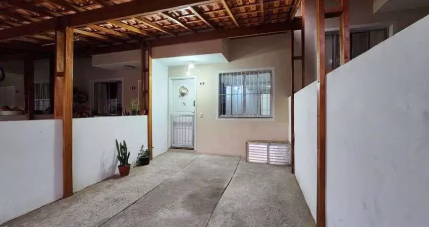 Casa com 2 quartos à venda na Rua Havórtia, 80, Jardim das Camélias, São Paulo